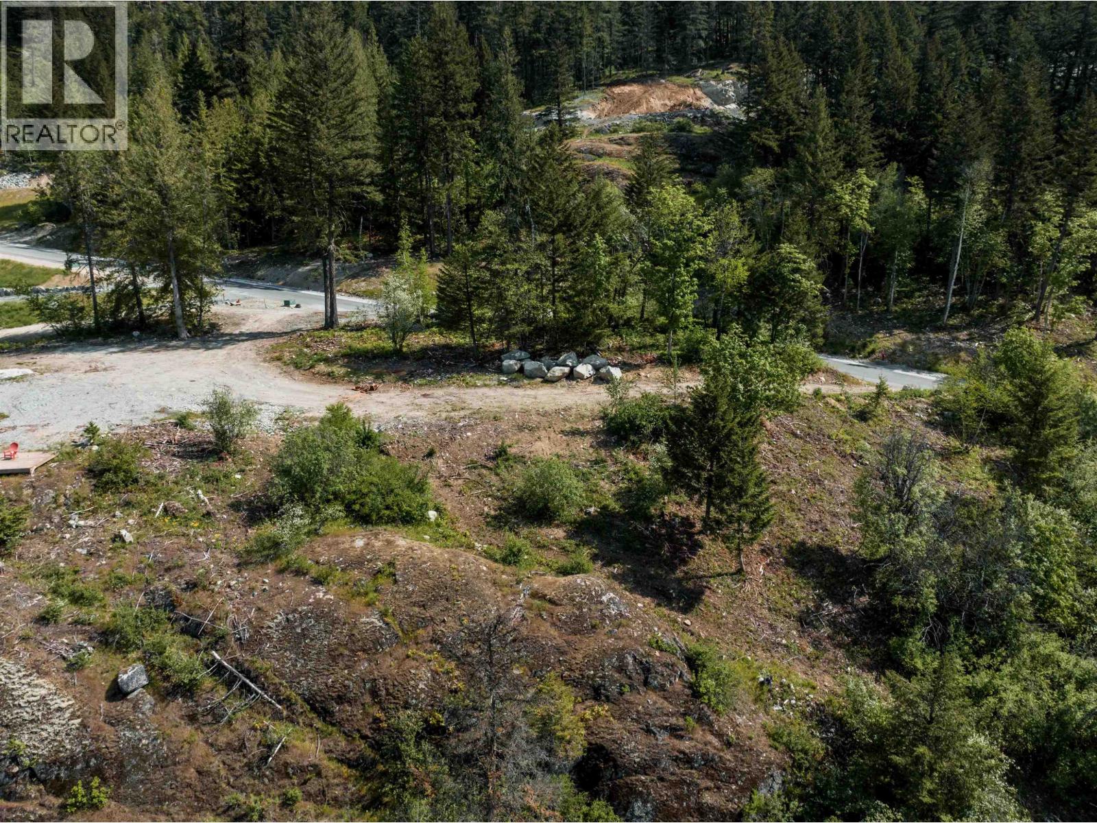 9004 Sun God Mountain Way, Pemberton, British Columbia  V0N 2L3 - Photo 6 - R3039729