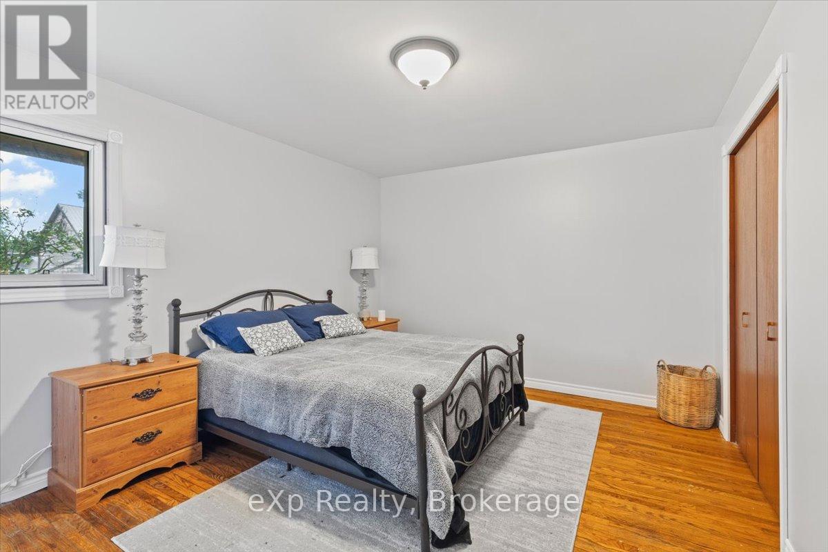 16 Geddes Street, Minto, Ontario  N0G 1M0 - Photo 11 - X12359935
