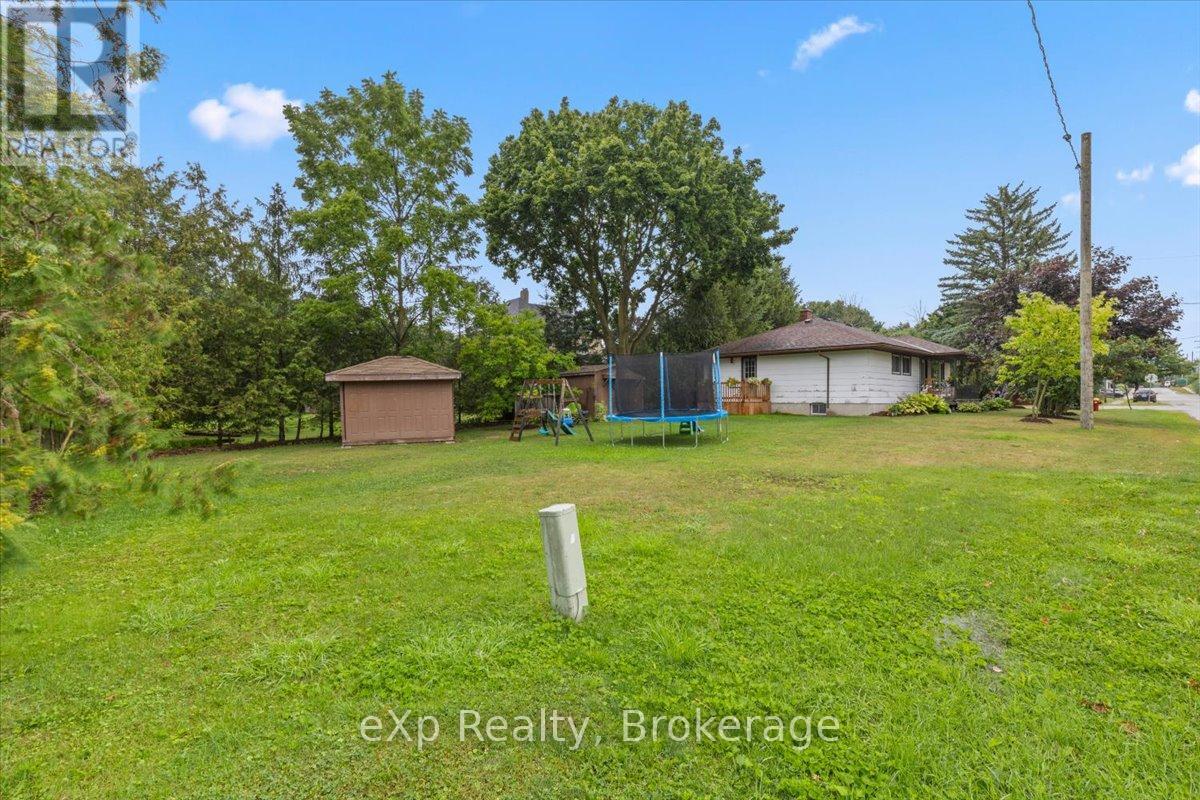 16 Geddes Street, Minto, Ontario  N0G 1M0 - Photo 16 - X12359935