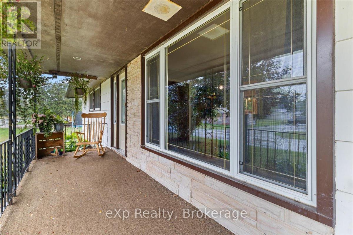 16 Geddes Street, Minto, Ontario  N0G 1M0 - Photo 19 - X12359935
