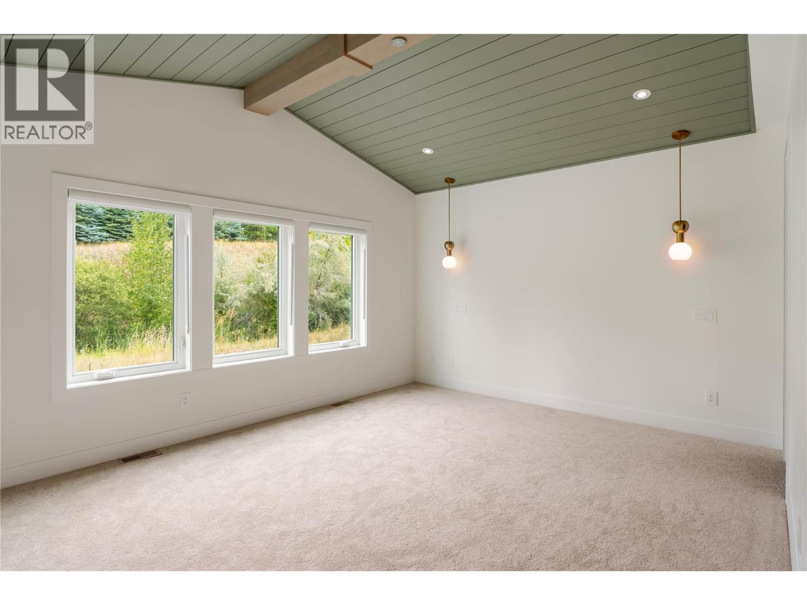 1004 Bull Crescent Kelowna Photo 13