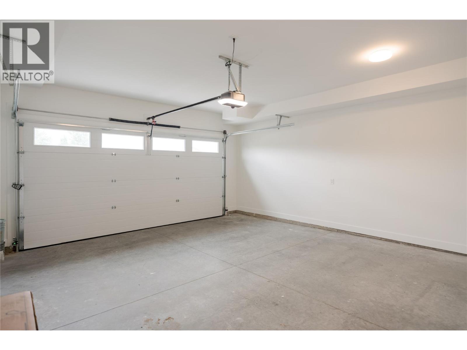 1004 Bull Crescent Kelowna Photo 37