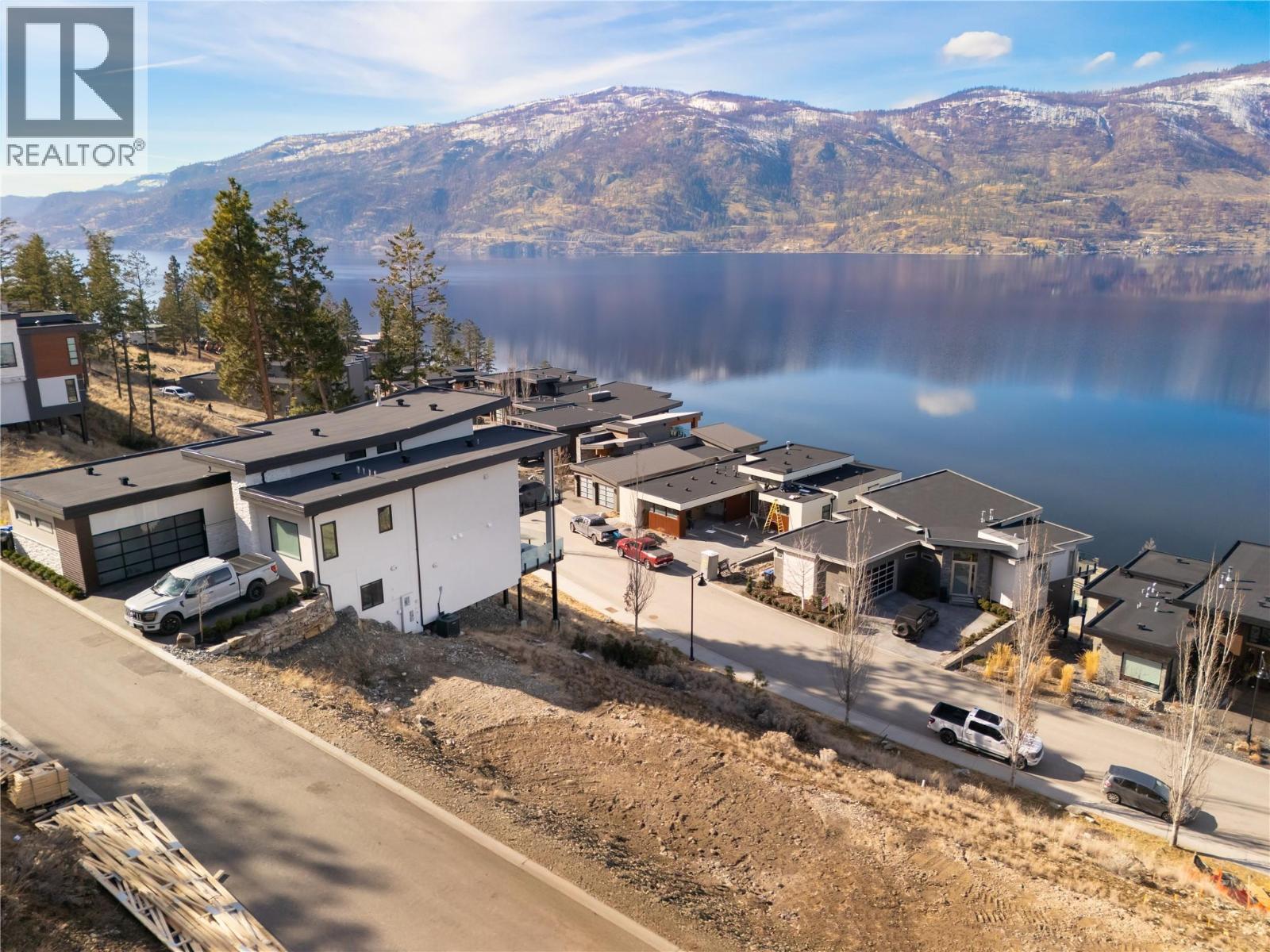 3356 Black Pine Lane, Kelowna, British Columbia  V1V 3G1 - Photo 5 - 10360379