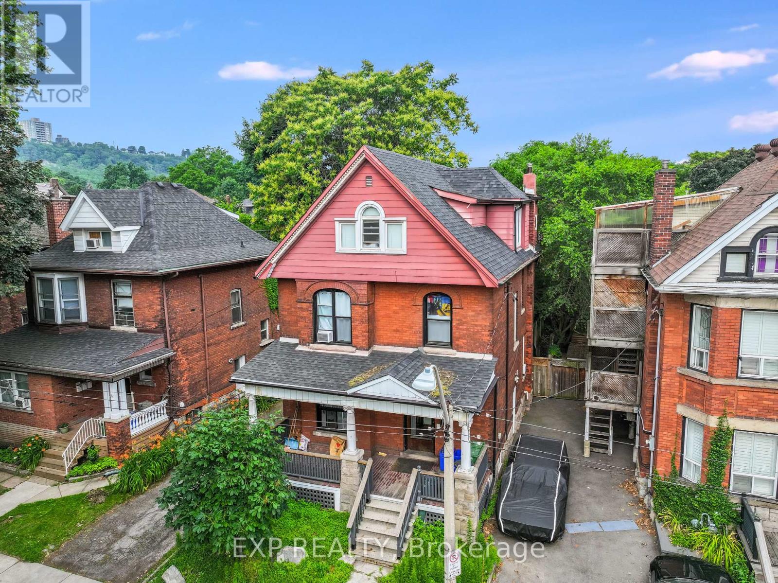 28 Eastbourne Avenue, Hamilton, Ontario  L8M 2M7 - Photo 1 - X12359821