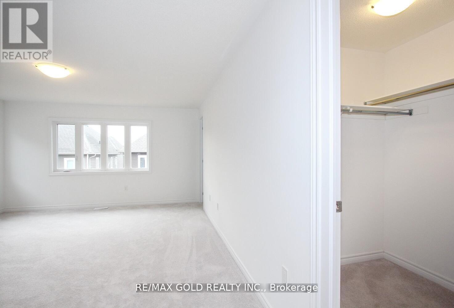 127 Molozzi Street, Erin, Ontario  N0B 1T0 - Photo 22 - X12359907