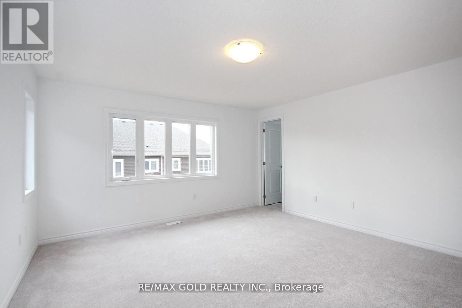 127 Molozzi Street, Erin, Ontario  N0B 1T0 - Photo 24 - X12359907