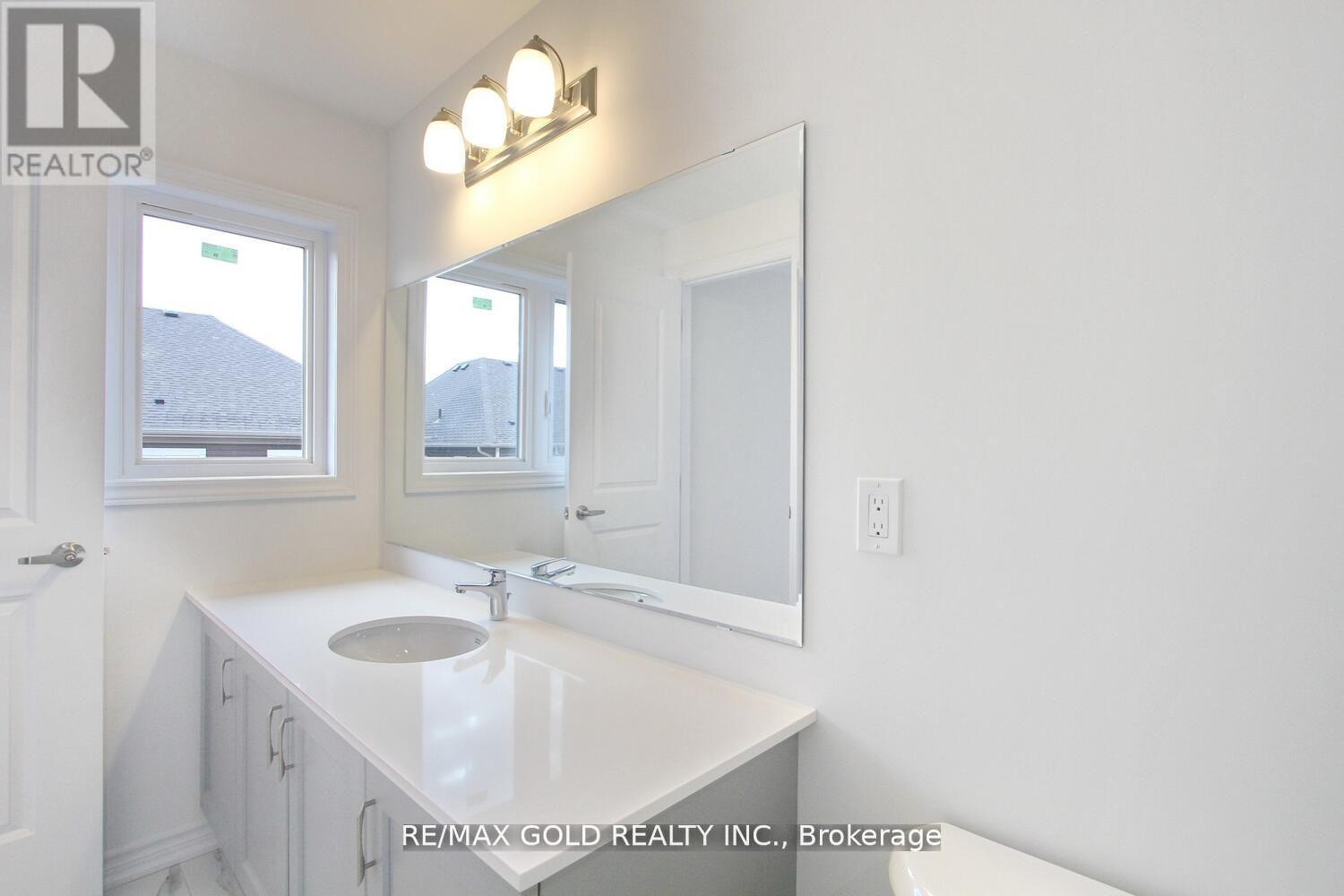 127 Molozzi Street, Erin, Ontario  N0B 1T0 - Photo 27 - X12359907