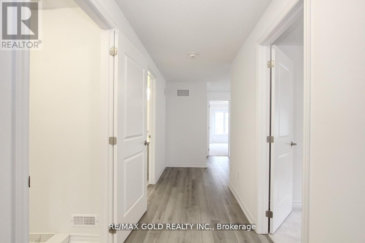 127 Molozzi Street, Erin, Ontario  N0B 1T0 - Photo 29 - X12359907