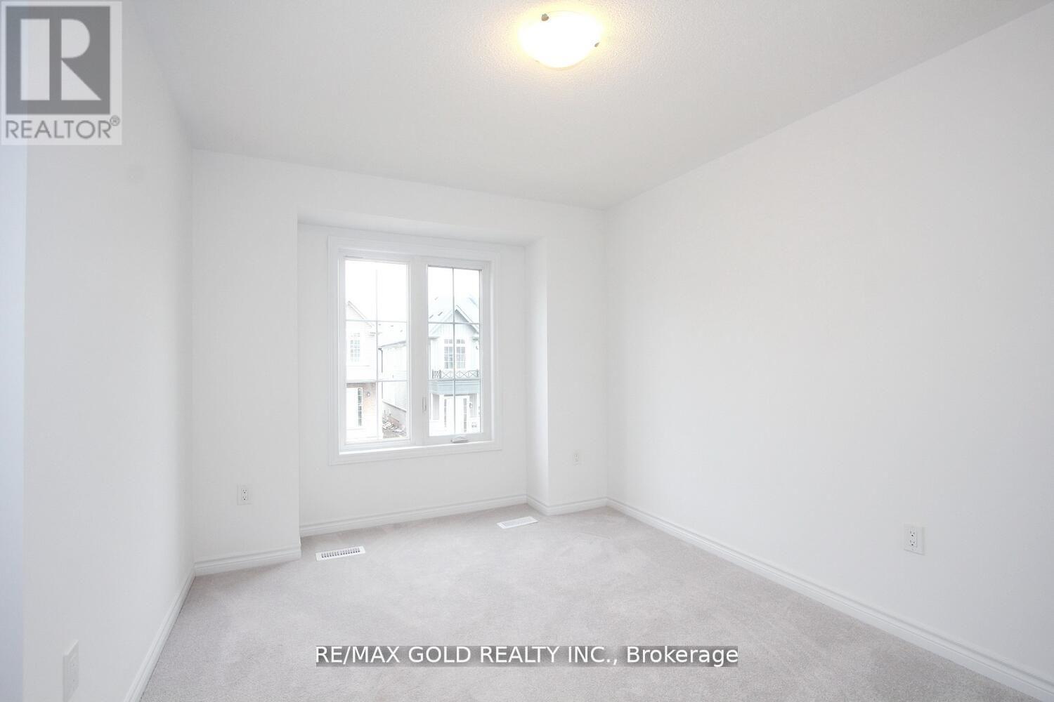 127 Molozzi Street, Erin, Ontario  N0B 1T0 - Photo 35 - X12359907