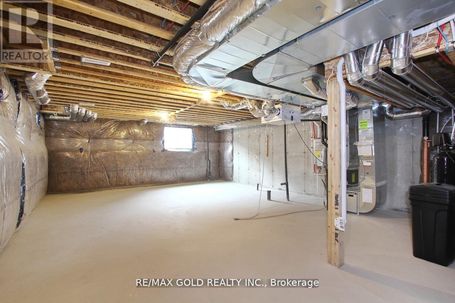127 Molozzi Street, Erin, Ontario  N0B 1T0 - Photo 40 - X12359907
