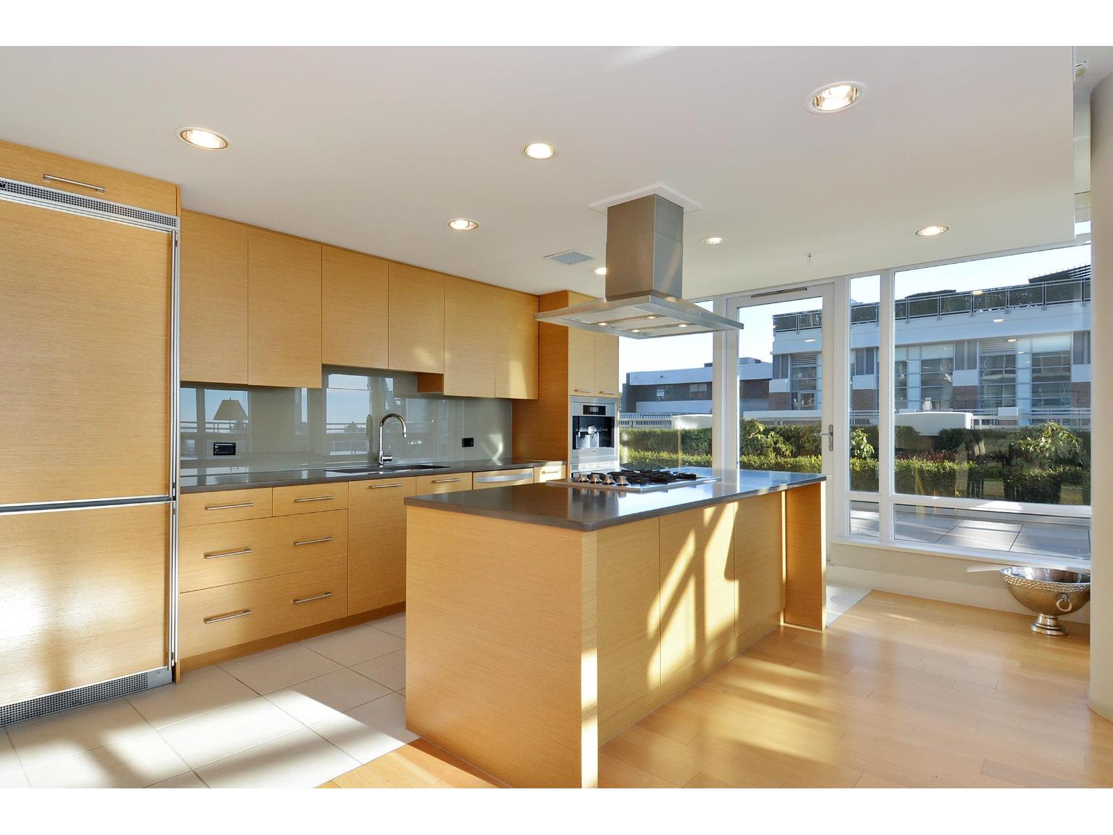 1207 15152 Russell Avenue, White Rock, British Columbia  V4B 0A3 - Photo 26 - R3039621