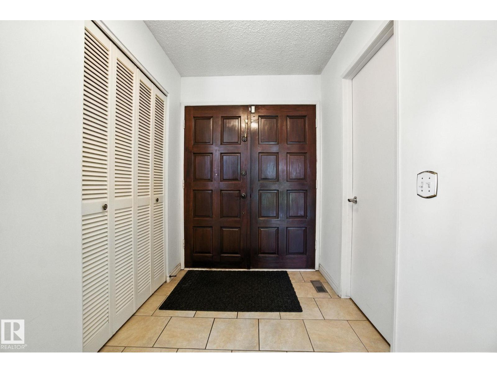 8731 180 St Nw, Edmonton, Alberta  T5T 0Y1 - Photo 4 - E4454320