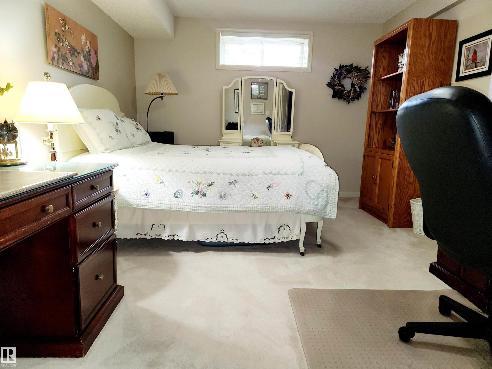 1004 Carter Crest Rd Nw, Edmonton, Alberta  T6R 2K2 - Photo 20 - E4454321