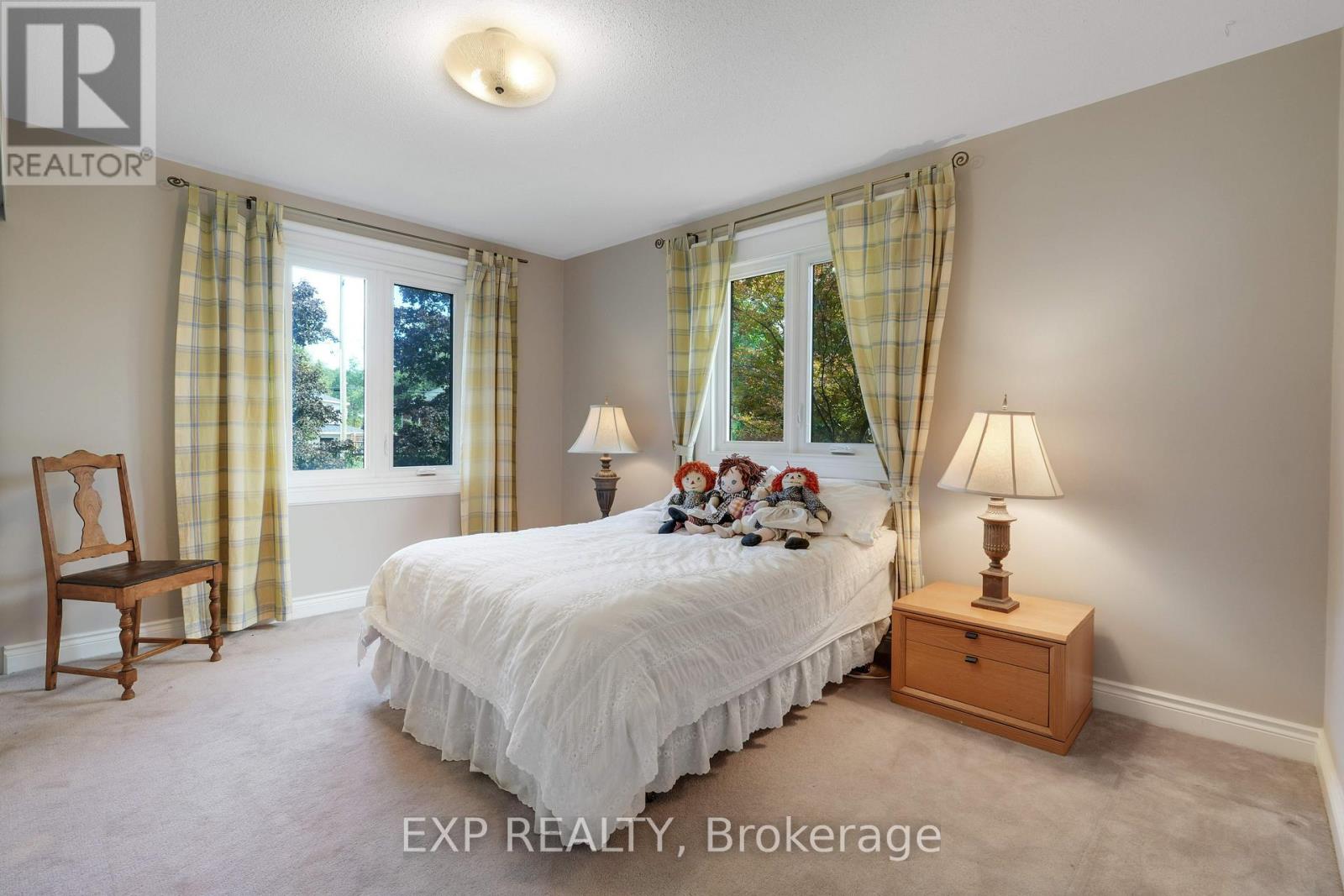 2106 Lamira Street, Ottawa, Ontario  K1H 8N9 - Photo 13 - X12358393