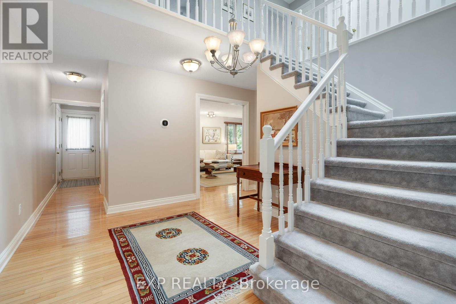 2106 Lamira Street, Ottawa, Ontario  K1H 8N9 - Photo 11 - X12358393