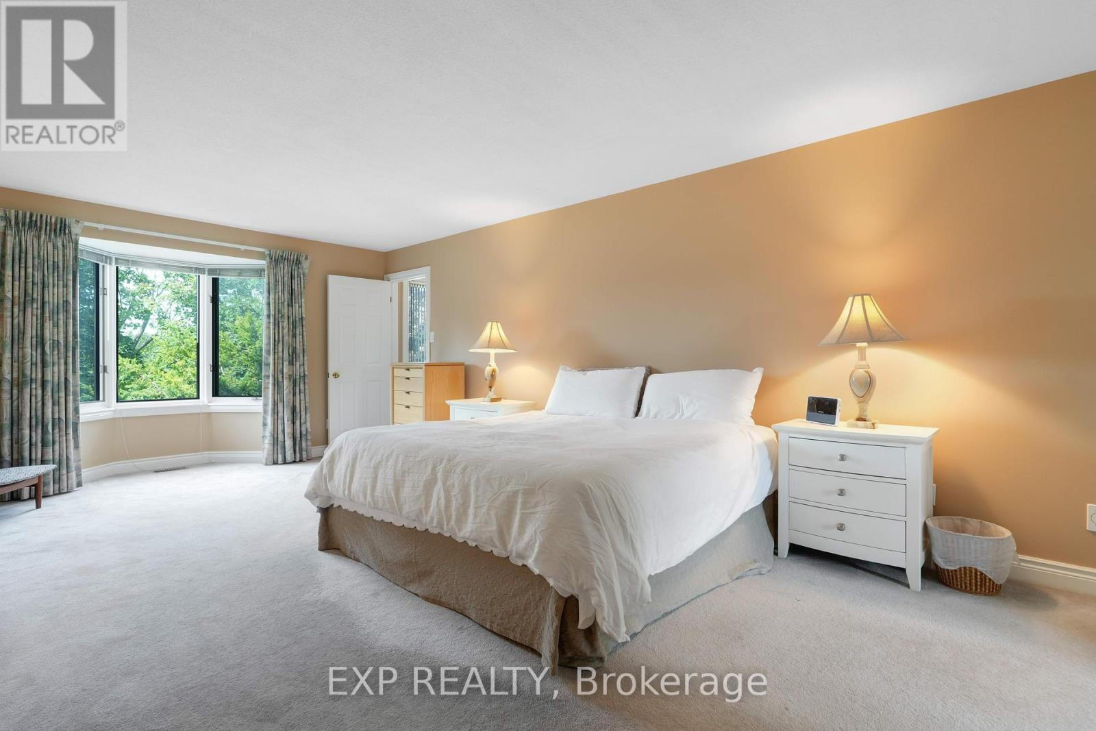 2106 Lamira Street, Ottawa, Ontario  K1H 8N9 - Photo 14 - X12358393