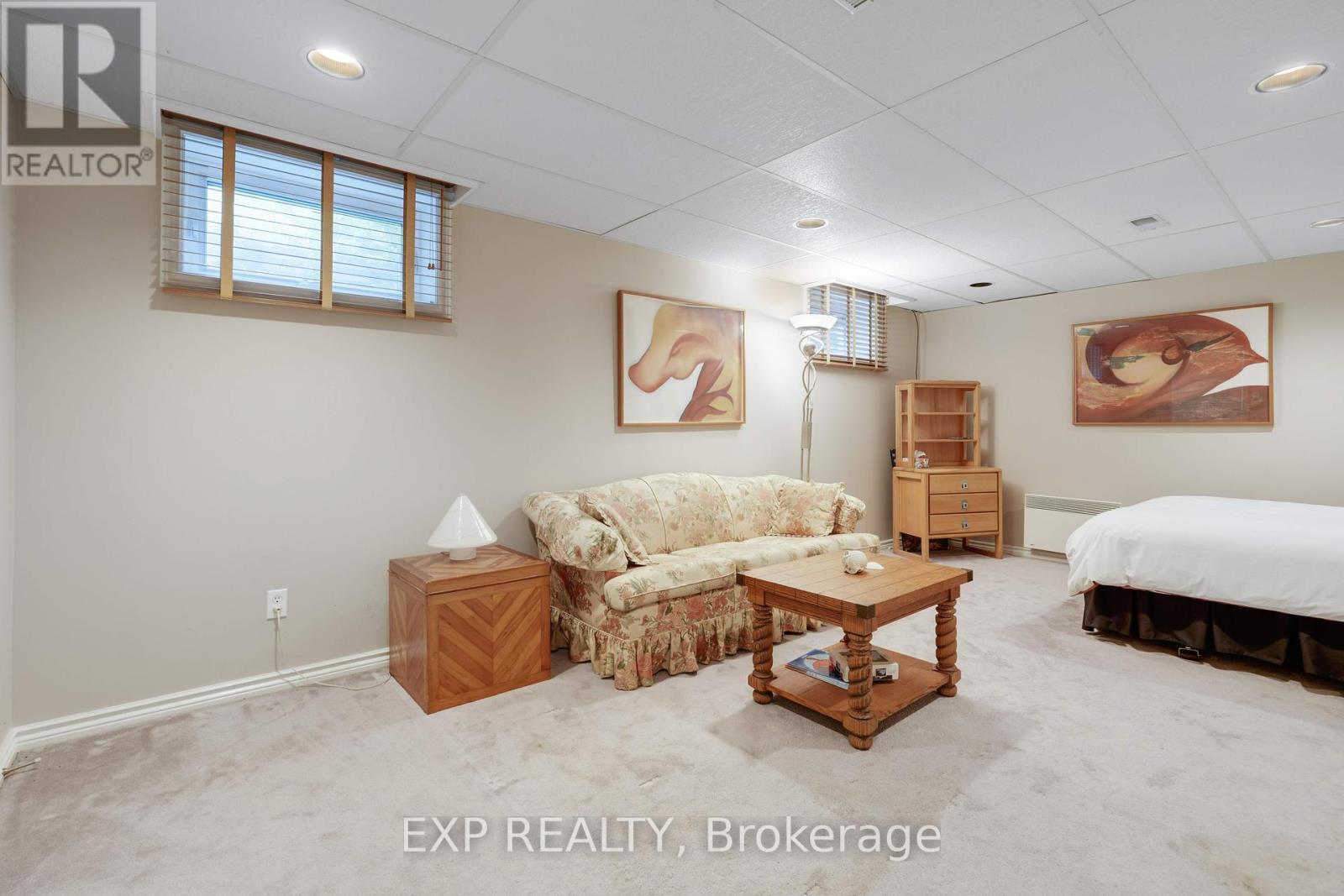 2106 Lamira Street, Ottawa, Ontario  K1H 8N9 - Photo 18 - X12358393