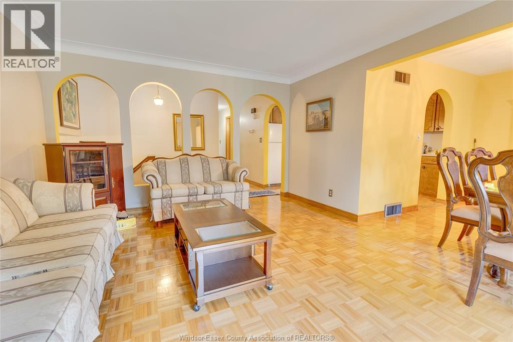 Property at 6055 MALDEN image 4