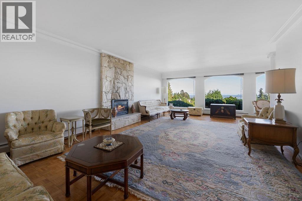 Property at 1373 CAMWELL DRIVE image 5