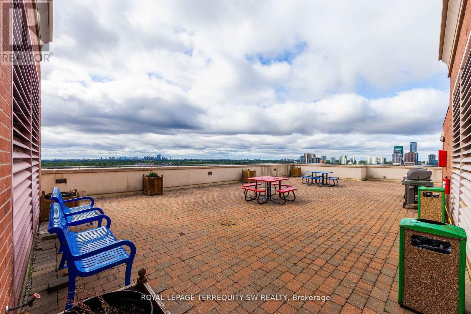 208 - 2 Clairtrell Road, Toronto, Ontario  M2N 7H5 - Photo 31 - C12359936