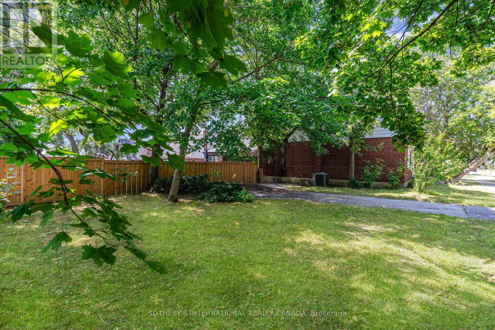33 Southmead Road, Toronto, Ontario  M1L 2H9 - Photo 45 - E12359925