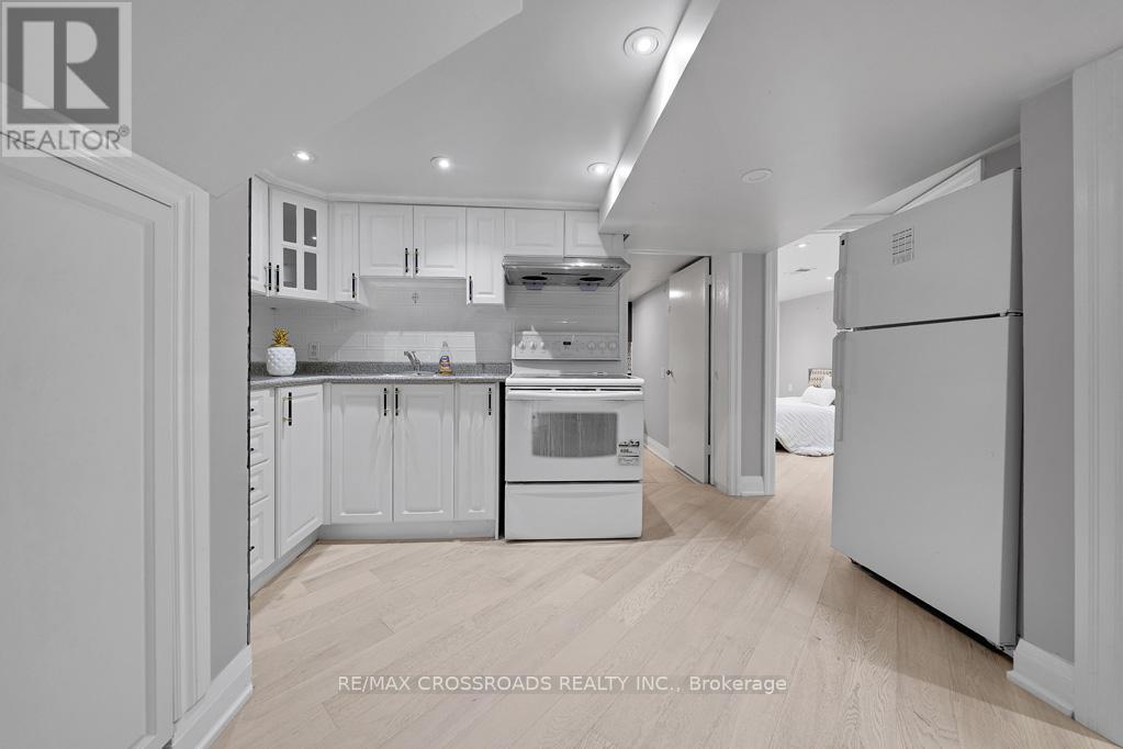 2 Mackinac Crescent, Toronto, Ontario  M1J 1P9 - Photo 33 - E12359950