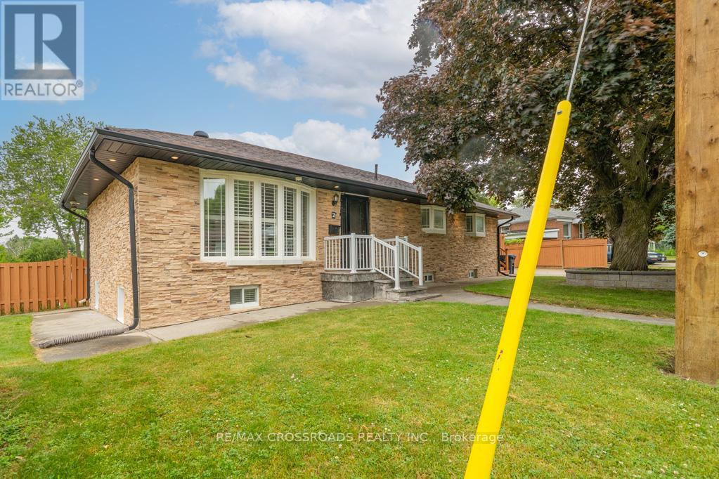 2 Mackinac Crescent, Toronto, Ontario  M1J 1P9 - Photo 6 - E12359950