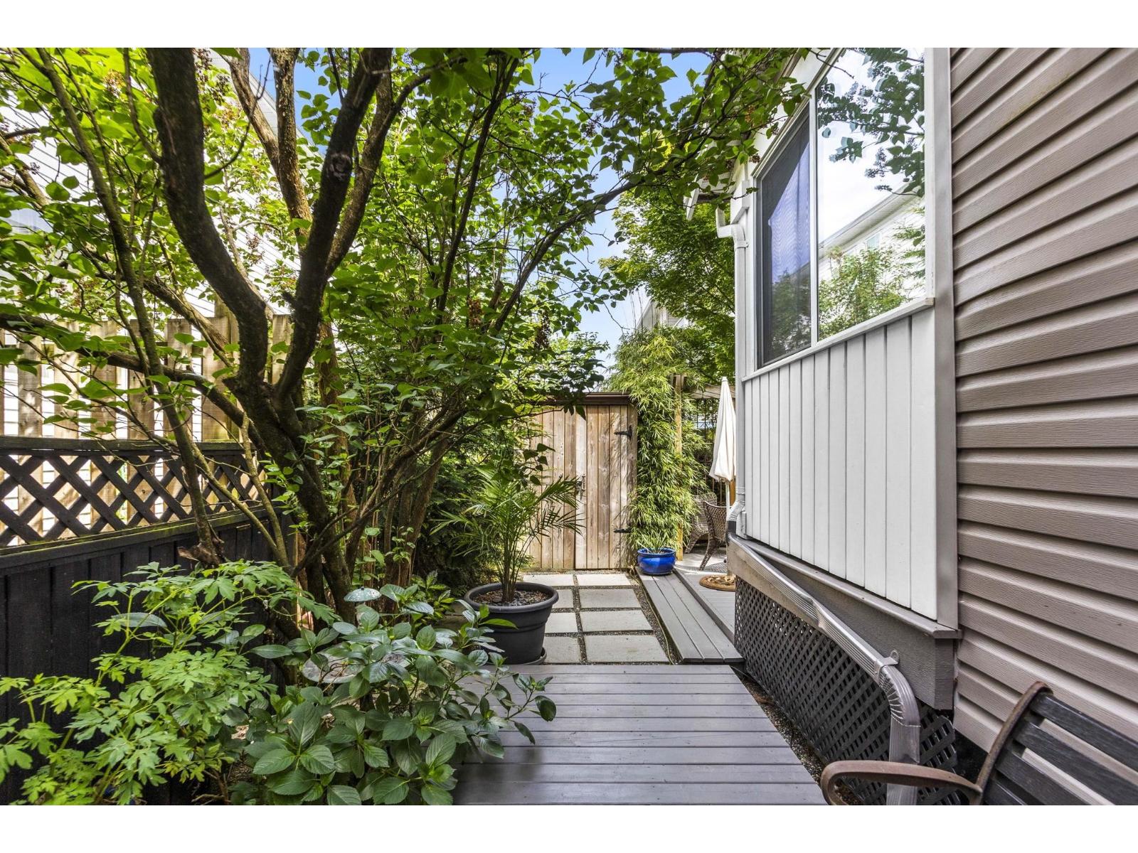 45655 Storey Avenue, Sardis West Vedder, Chilliwack, British Columbia  V2R 4E6 - Photo 11 - C8071625