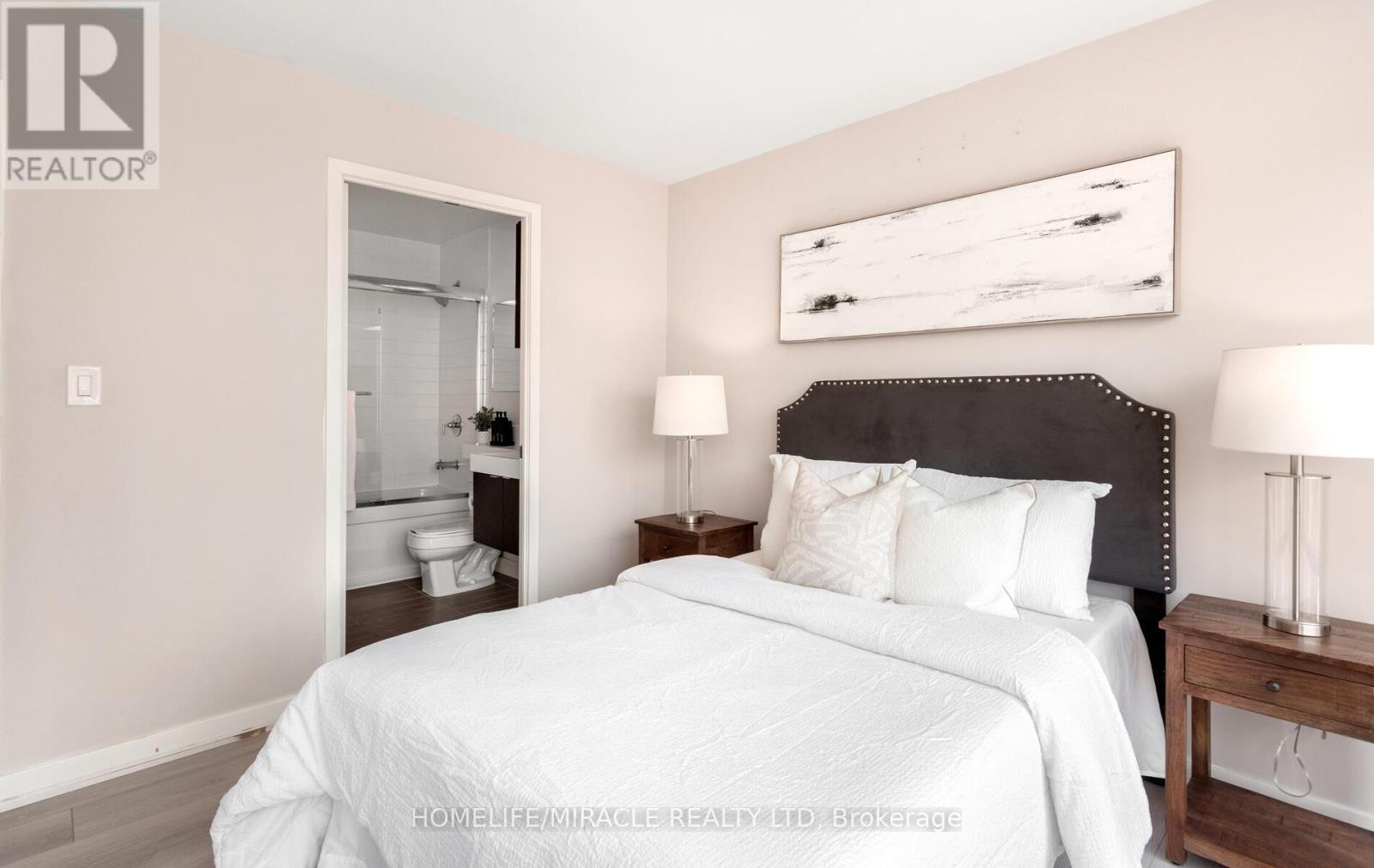 3002 - 25 Telegram Mews, Toronto, Ontario  M5V 3Z1 - Photo 17 - C12355530