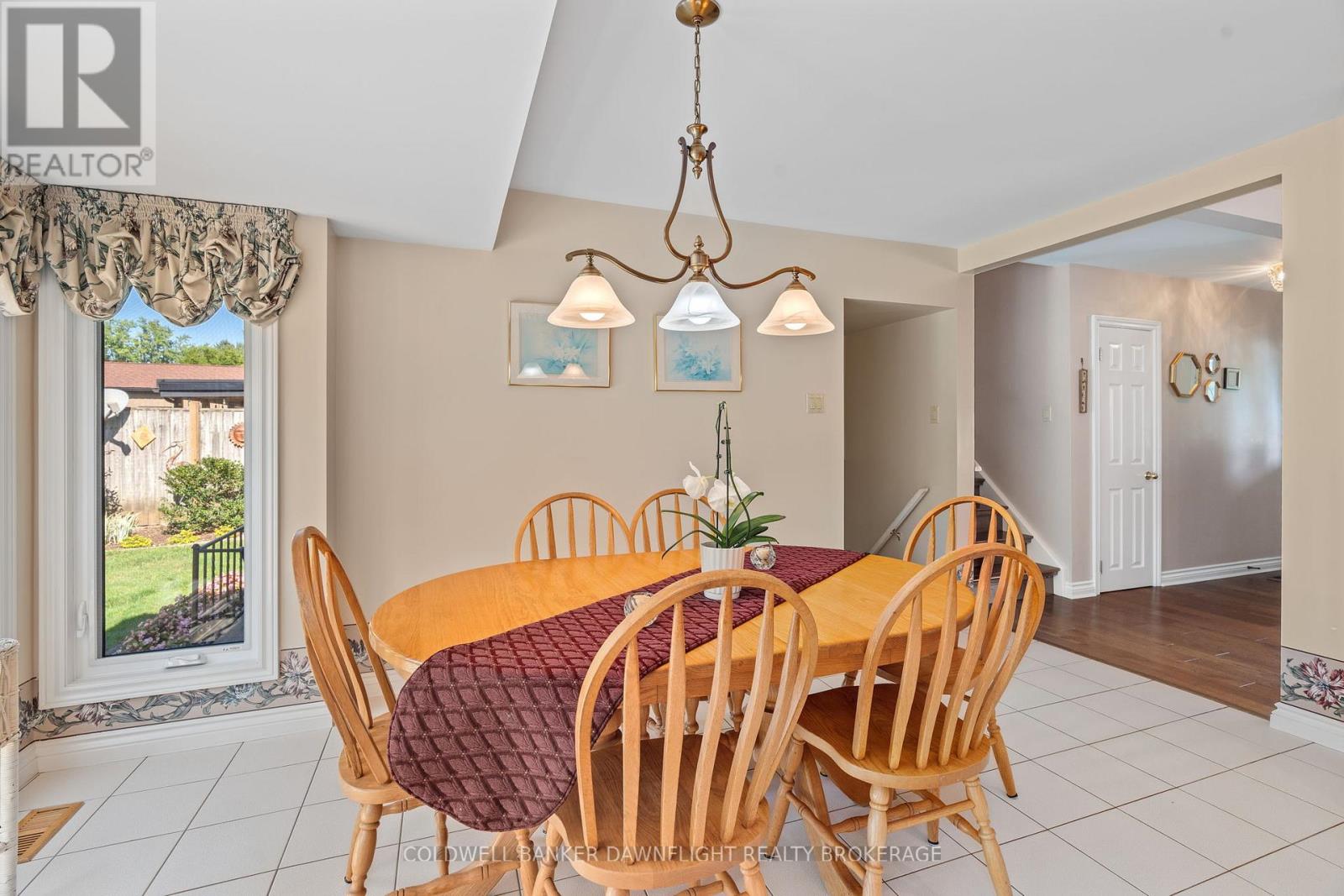 20 Southland Drive, London South, Ontario  N6P 1C2 - Photo 12 - X12360007