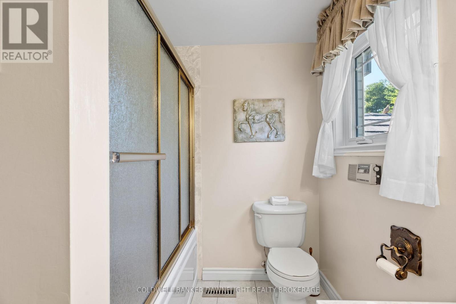 20 Southland Drive, London South, Ontario  N6P 1C2 - Photo 30 - X12360007