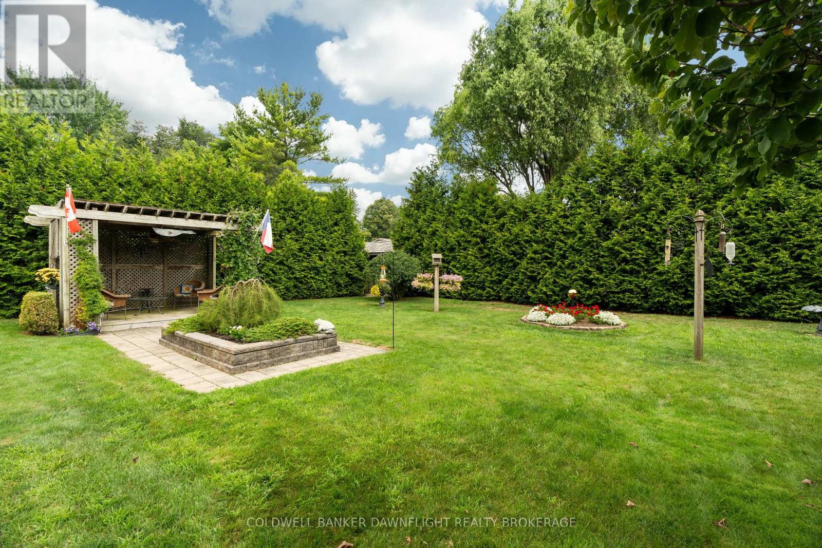 20 Southland Drive, London South, Ontario  N6P 1C2 - Photo 40 - X12360007