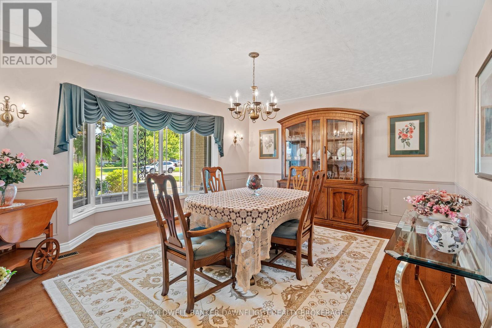 20 Southland Drive, London South, Ontario  N6P 1C2 - Photo 7 - X12360007