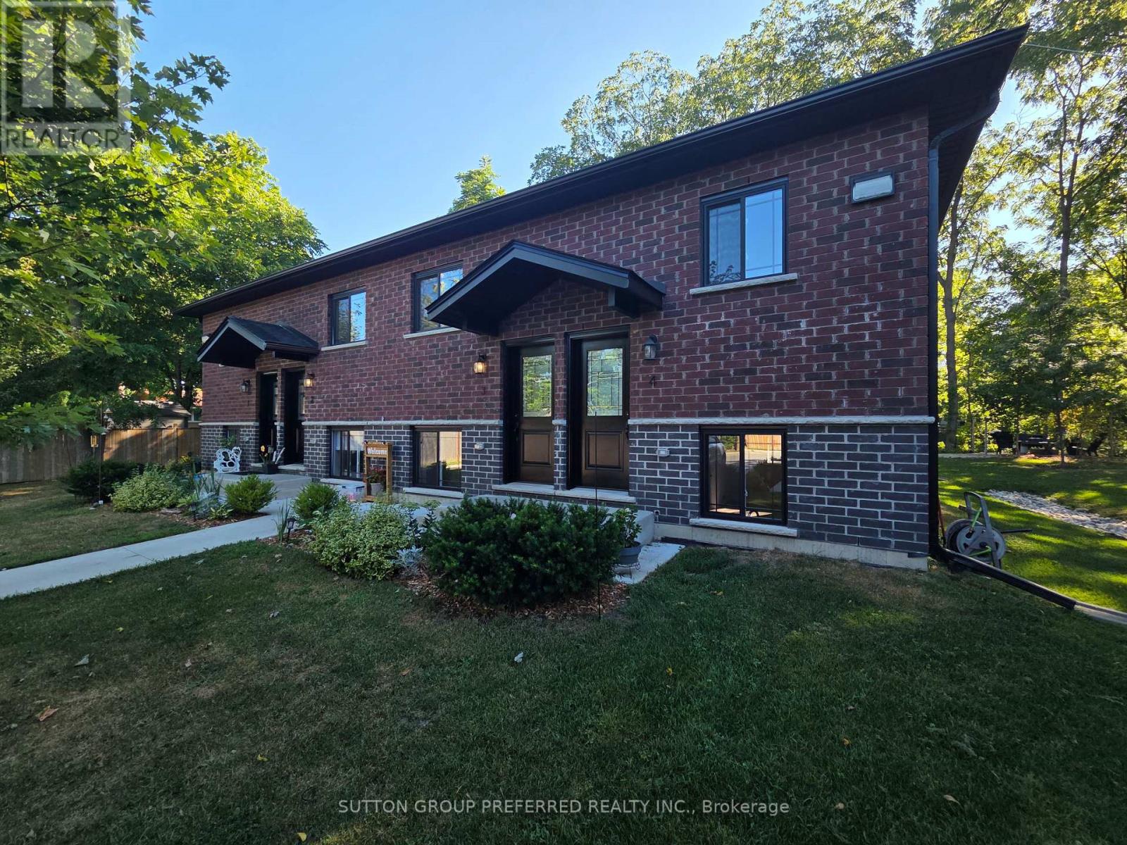 3 - 34 Bain Street, Woodstock, Ontario  N4S 5X8 - Photo 1 - X12360039