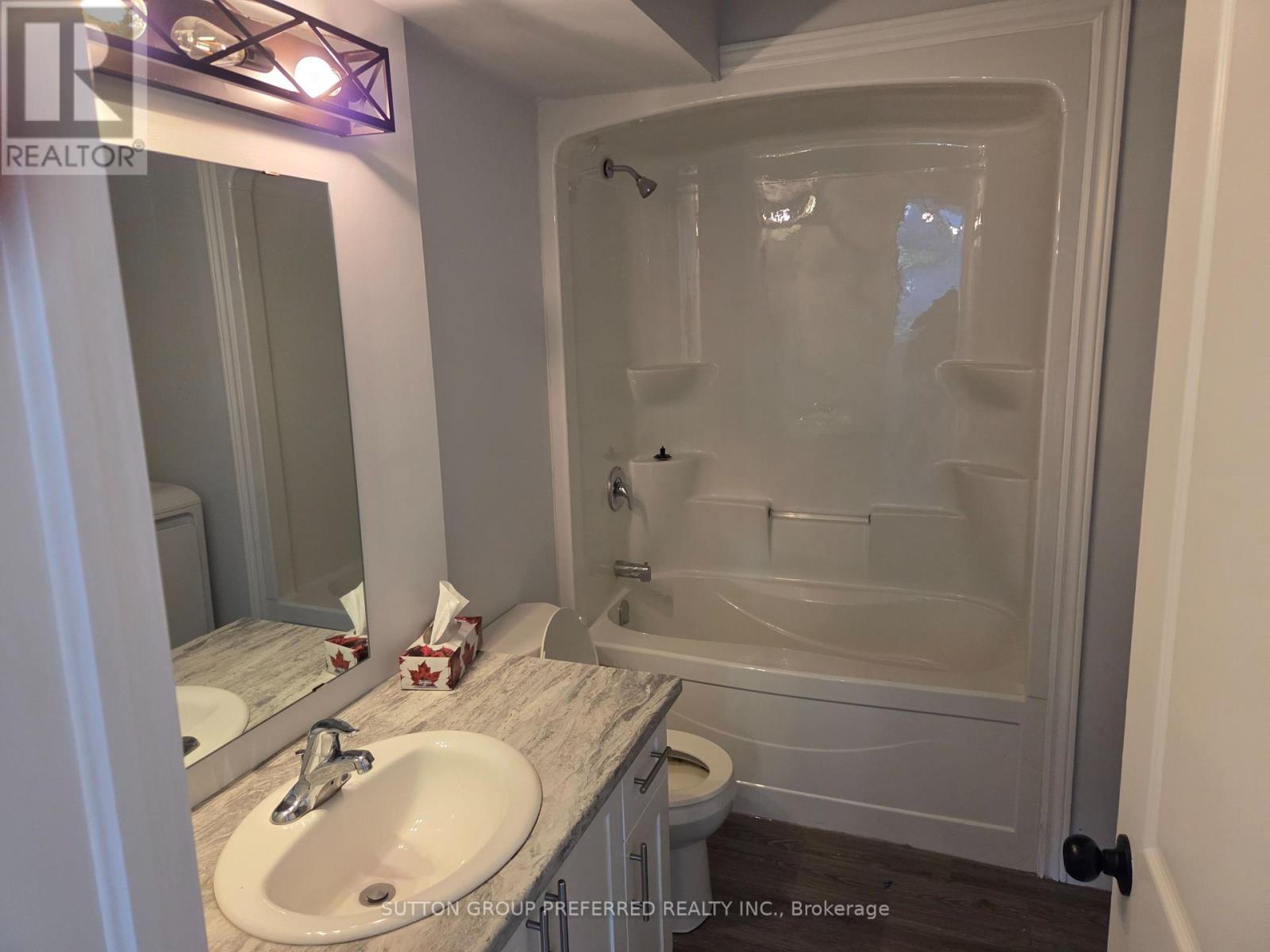 3 - 34 Bain Street, Woodstock, Ontario  N4S 5X8 - Photo 10 - X12360039