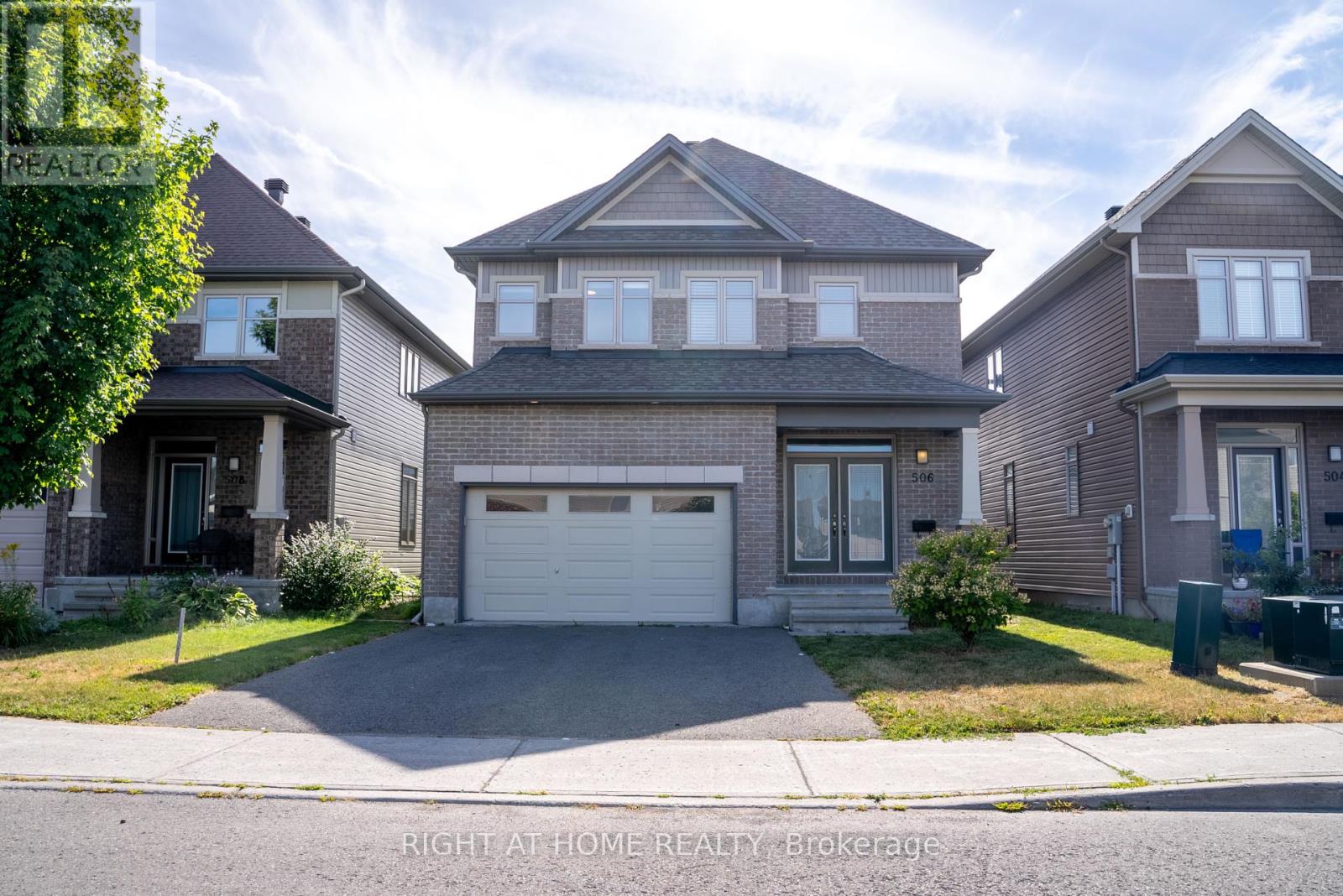 506 PEERLESS STREET, Ottawa, Ontario