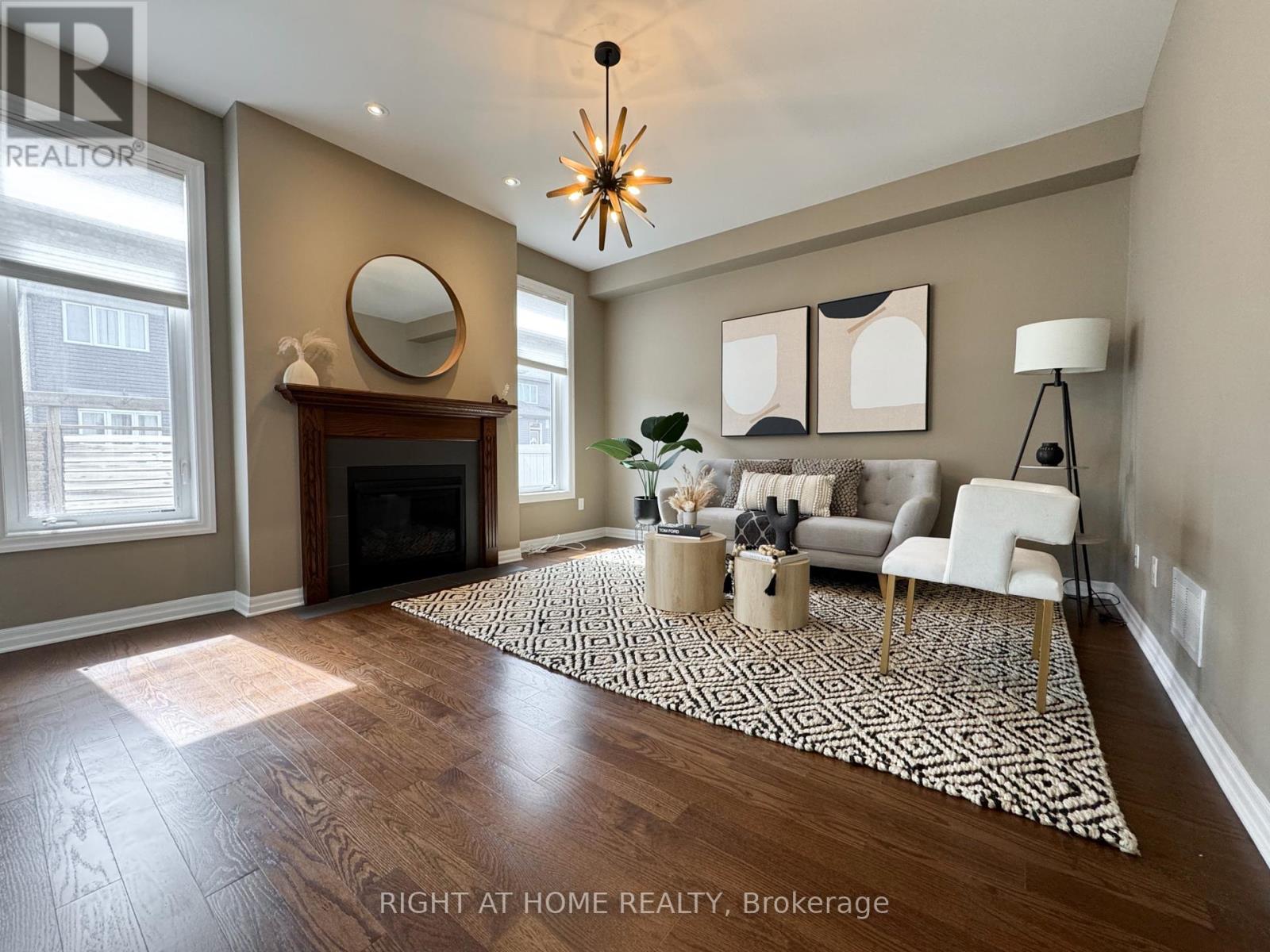 506 Peerless Street, Ottawa, Ontario  K2J 5P9 - Photo 5 - X12360049