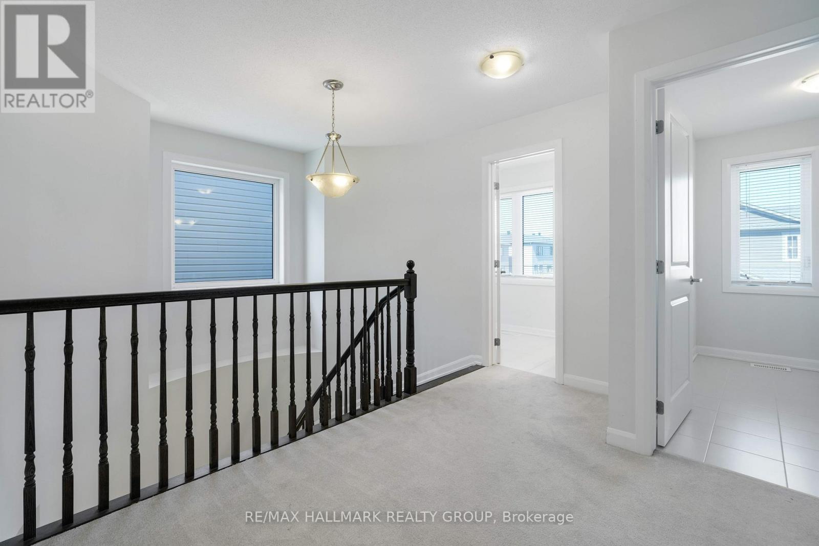 68 Ralph Erfle Way, Ottawa, Ontario  K2J 6V5 - Photo 19 - X12360066
