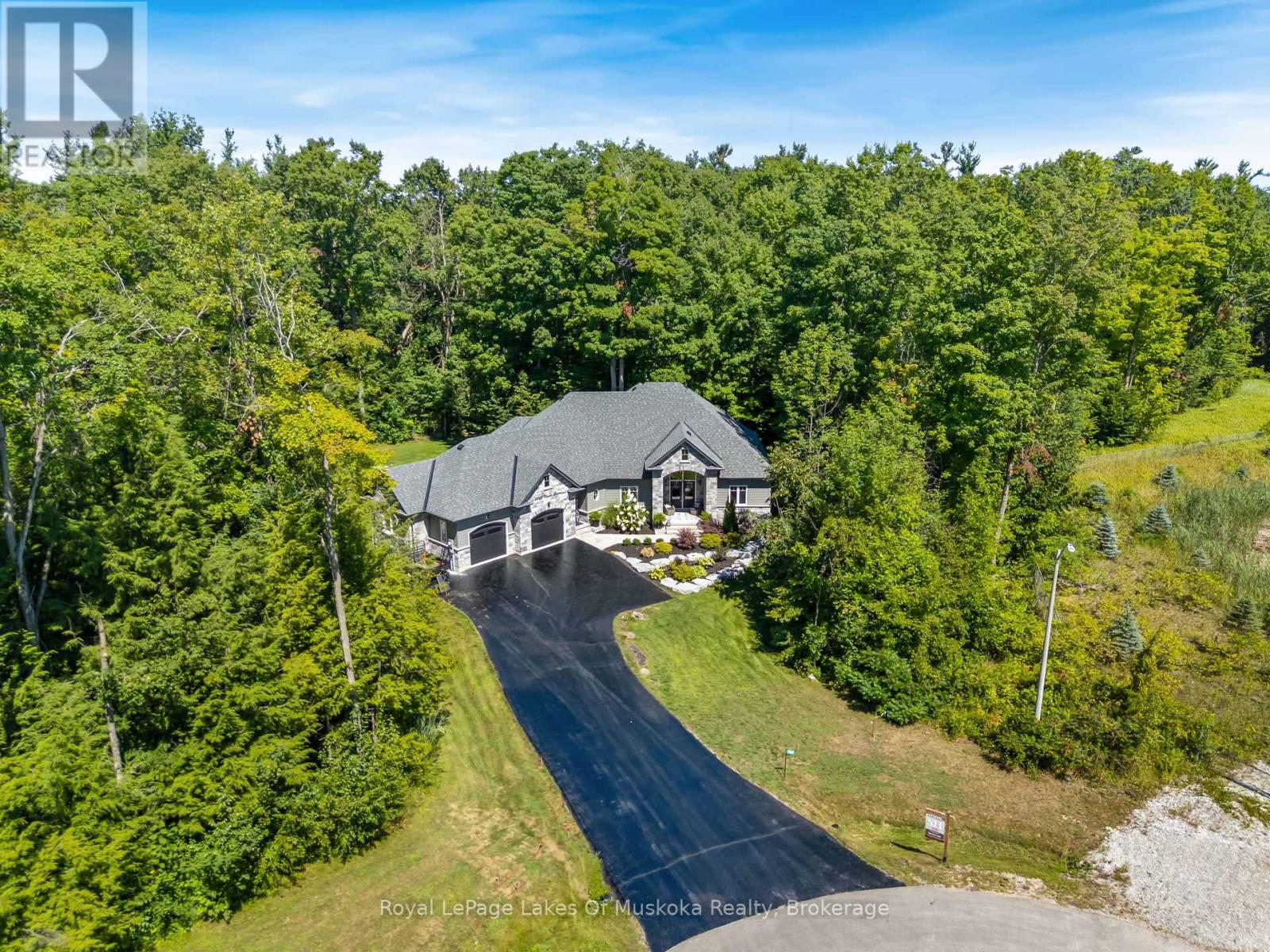 2269 Elana Drive, Severn, Ontario L3V 0C1 - Photo 46 - S12360082