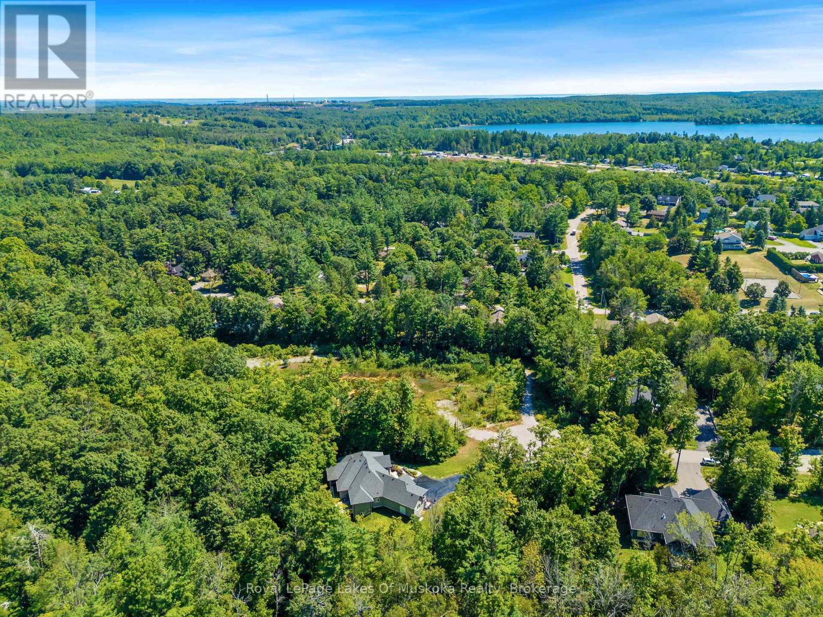 2269 Elana Drive, Severn, Ontario L3V 0C1 - Photo 49 - S12360082