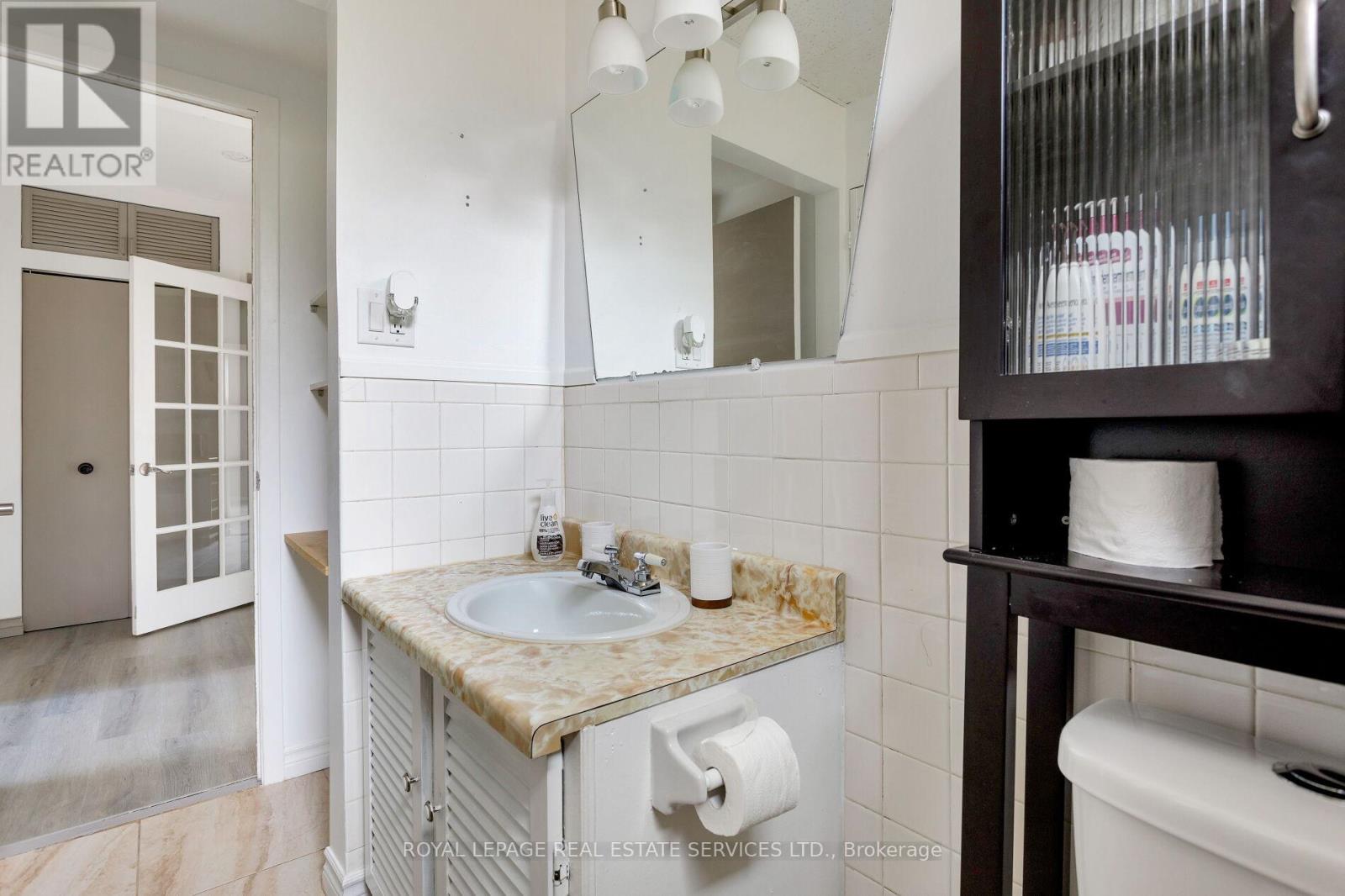2339 Hixon Street, Oakville, Ontario  L6L 1T7 - Photo 42 - W12359921