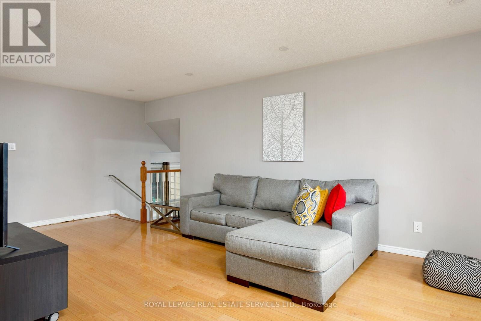 2339 Hixon Street, Oakville, Ontario  L6L 1T7 - Photo 9 - W12359921