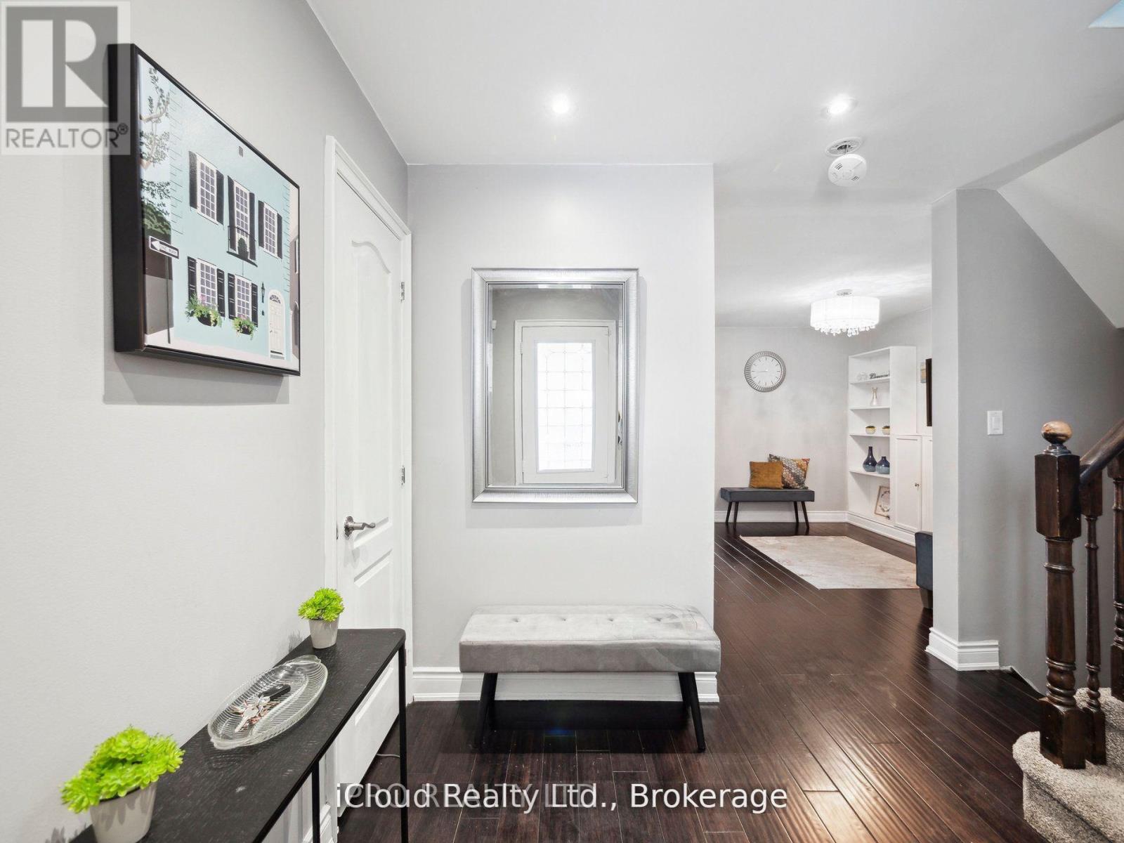 424 Jay Crescent, Orangeville, Ontario  L9W 4Z2 - Photo 4 - W12359928