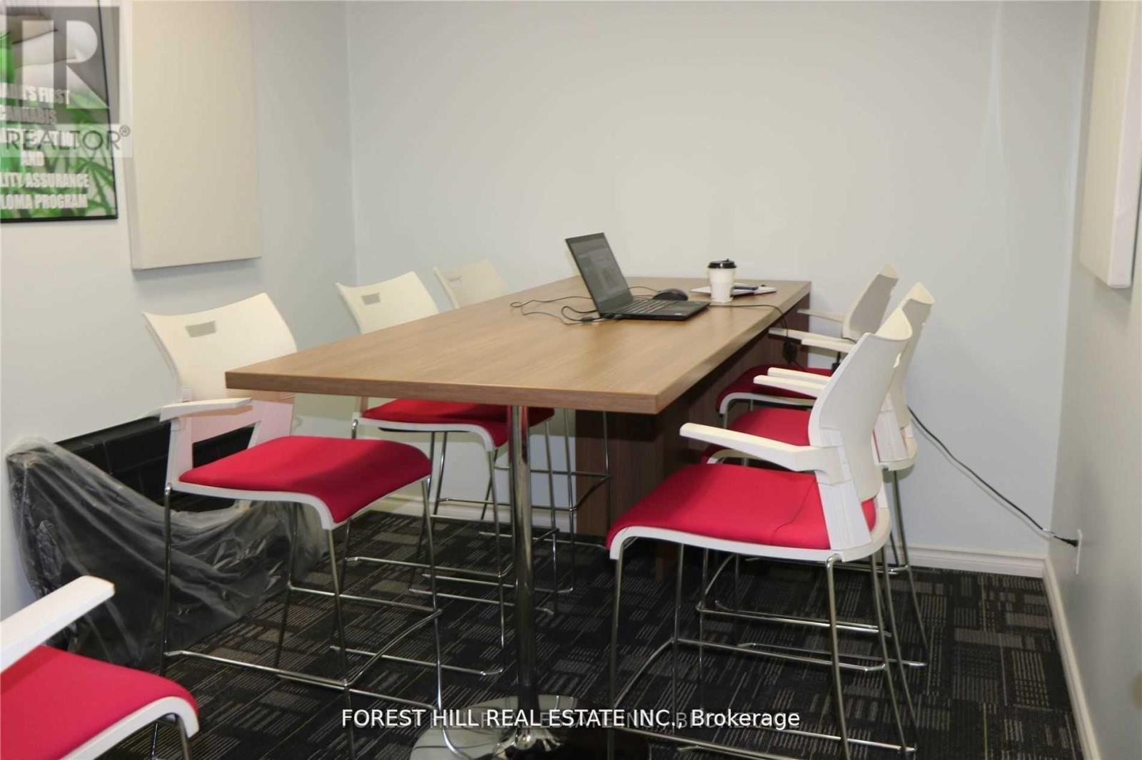 1st Floor - 44 Queen Street E, Brampton, Ontario  L6V 1A2 - Photo 6 - W12359955