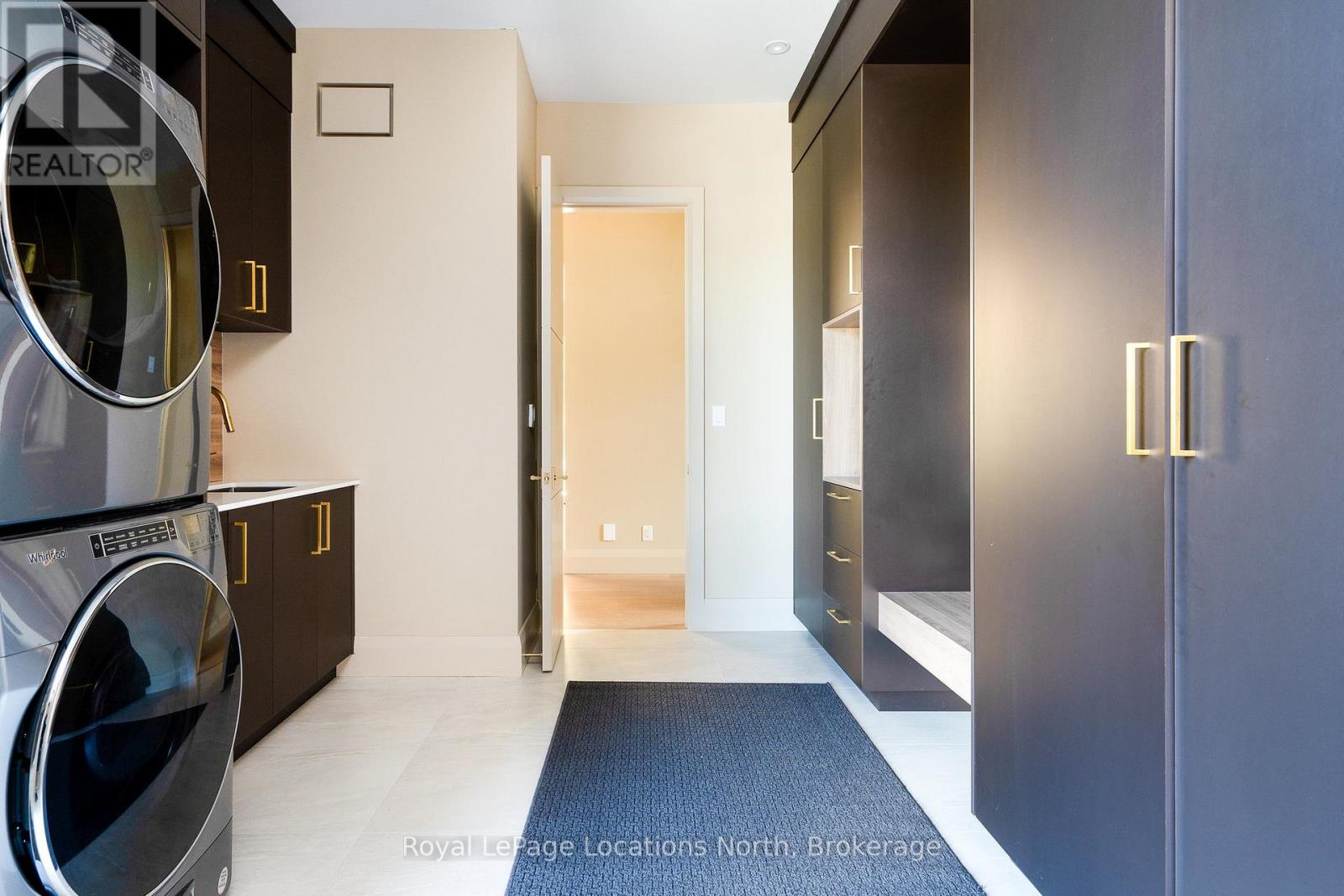 109 Pheasant Run, Blue Mountains, Ontario  N0H 2P0 - Photo 15 - X12359965