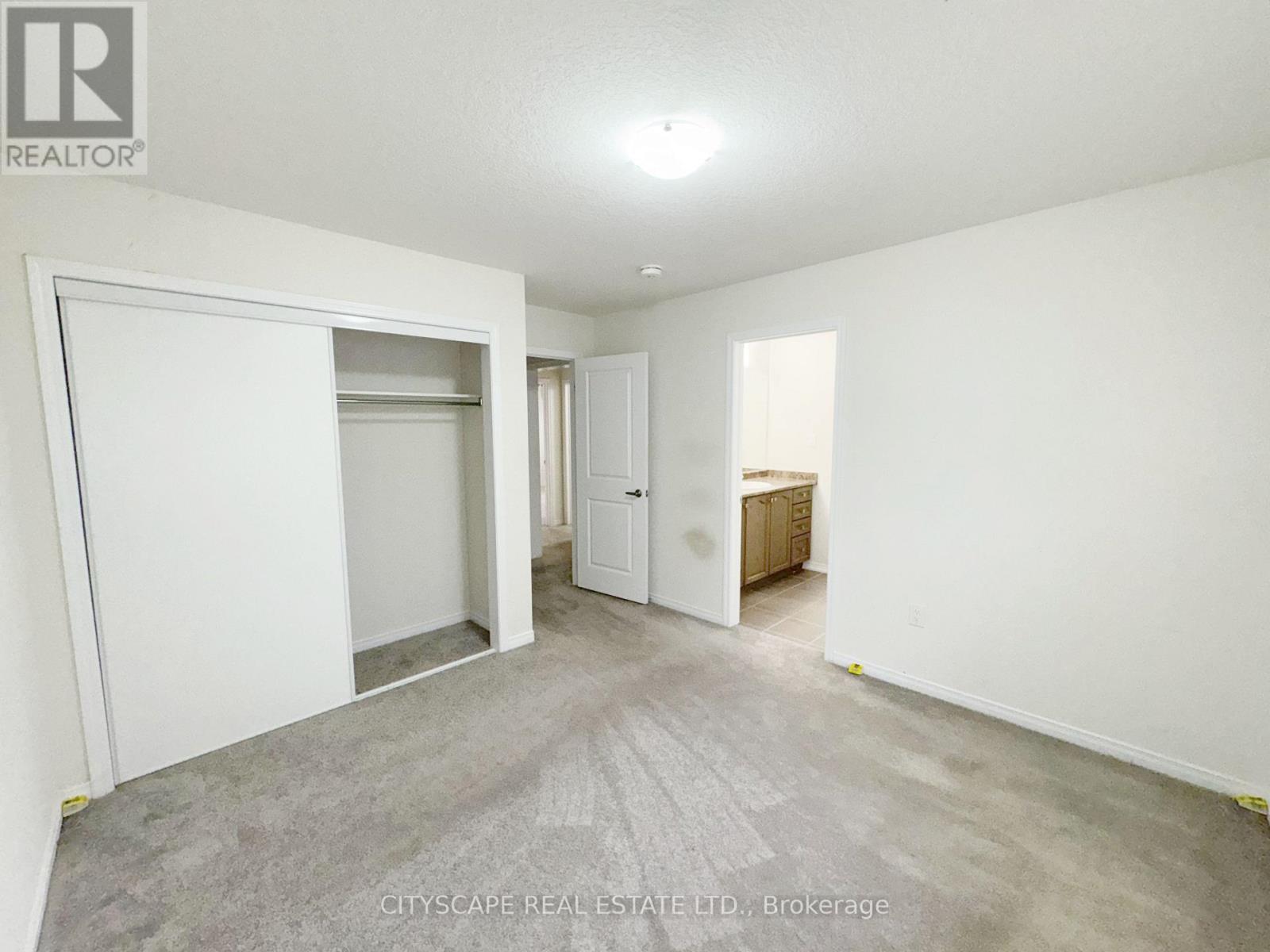 8659 Chickory Trail, Niagara Falls, Ontario  L2H 3S5 - Photo 39 - X12359956
