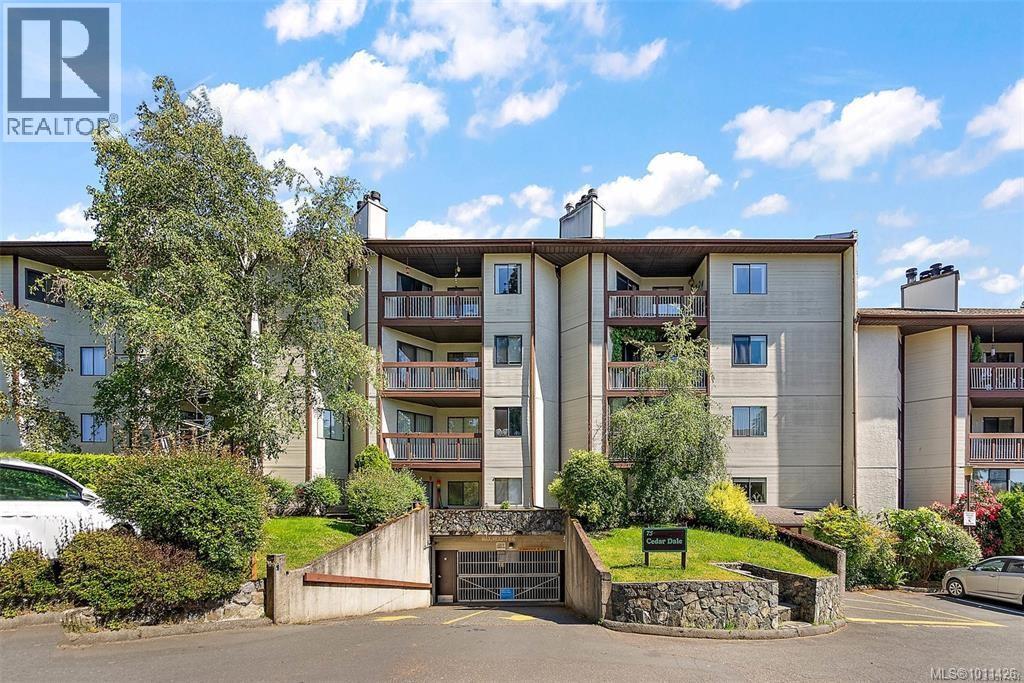 306 75 Gorge Rd W, Saanich, British Columbia