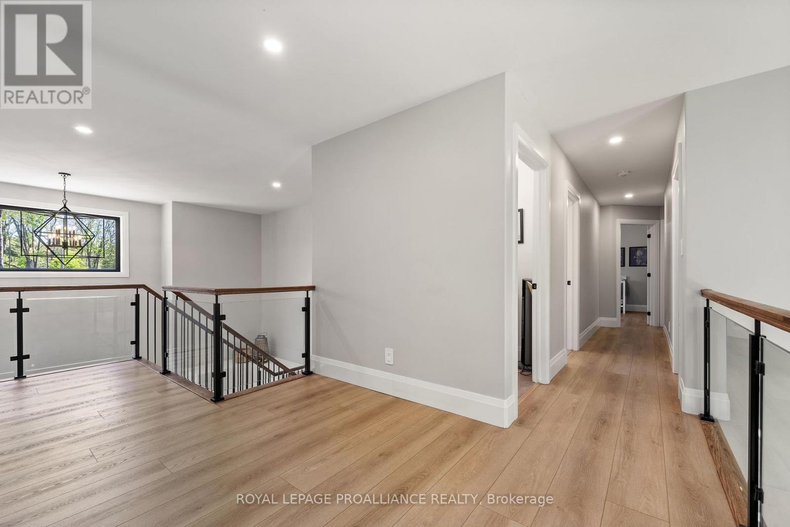 21514 Loyalist Parkway, Prince Edward County, Ontario  K0K 1L0 - Photo 27 - X12360034