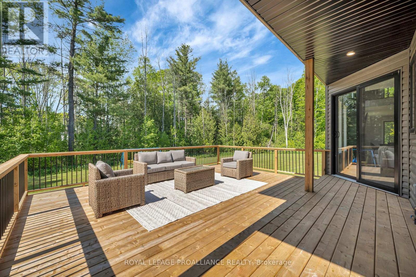 21514 Loyalist Parkway, Prince Edward County, Ontario  K0K 1L0 - Photo 40 - X12360034