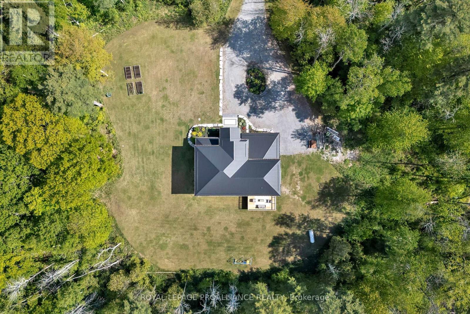 21514 Loyalist Parkway, Prince Edward County, Ontario  K0K 1L0 - Photo 50 - X12360034